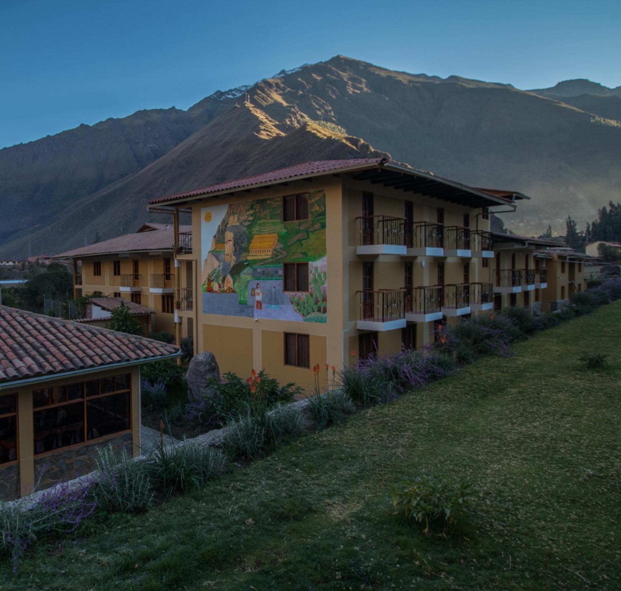 Tunupa Lodge Hotel Ollantaytambo Exterior foto